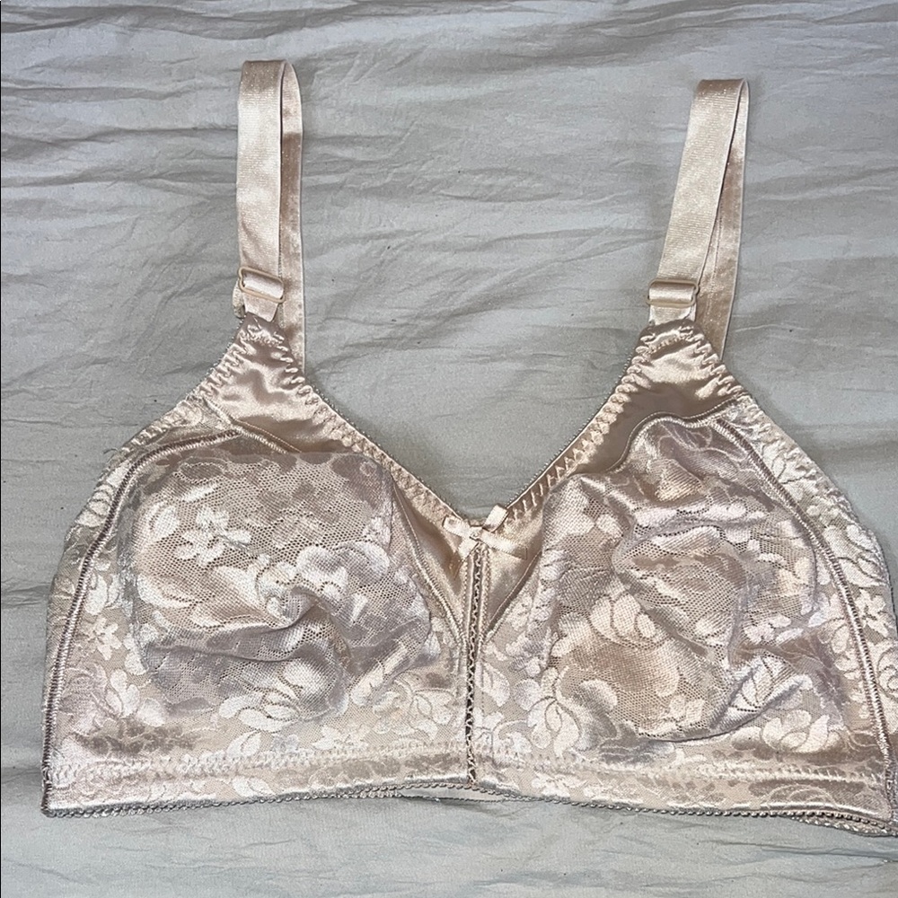 Bali Tan Wireless Bra Adjustable‎ Straps